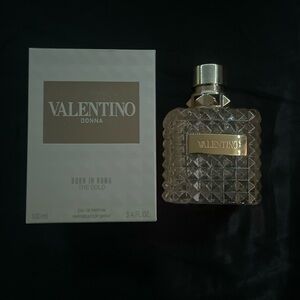 Valentino Donna Born in Roma Gold Perfume
